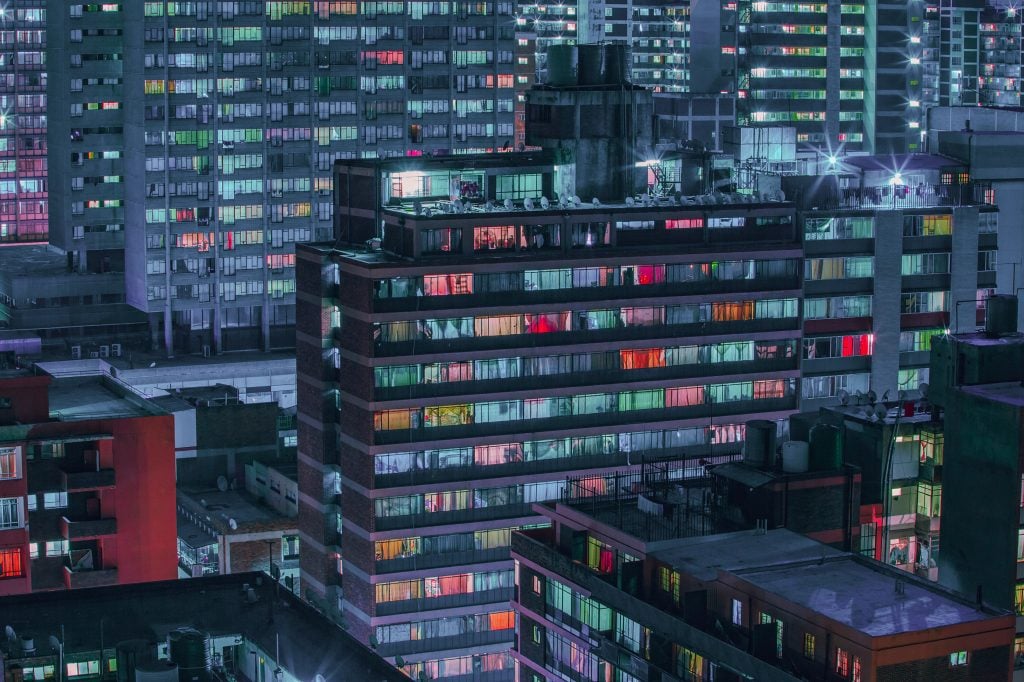 I colori della notte nelle fotografie di Elsa Bleda | Collater.al