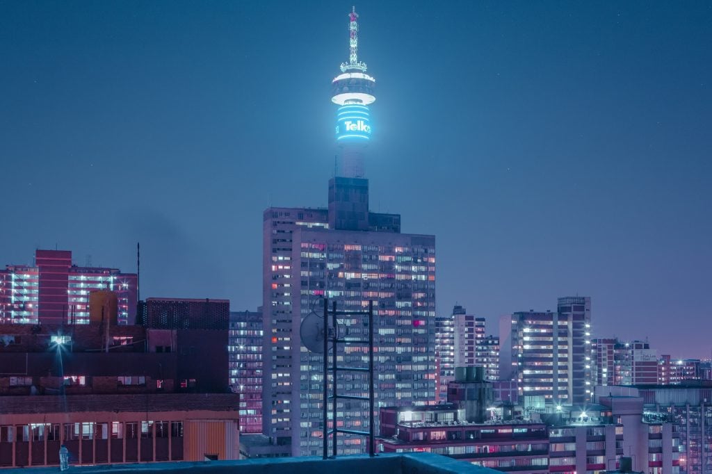 I colori della notte nelle fotografie di Elsa Bleda | Collater.al
