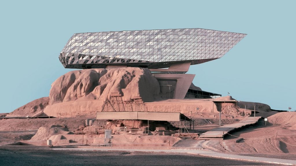 Fondere antichi edifici preislamici a quelli dei grandi architetti Collateral