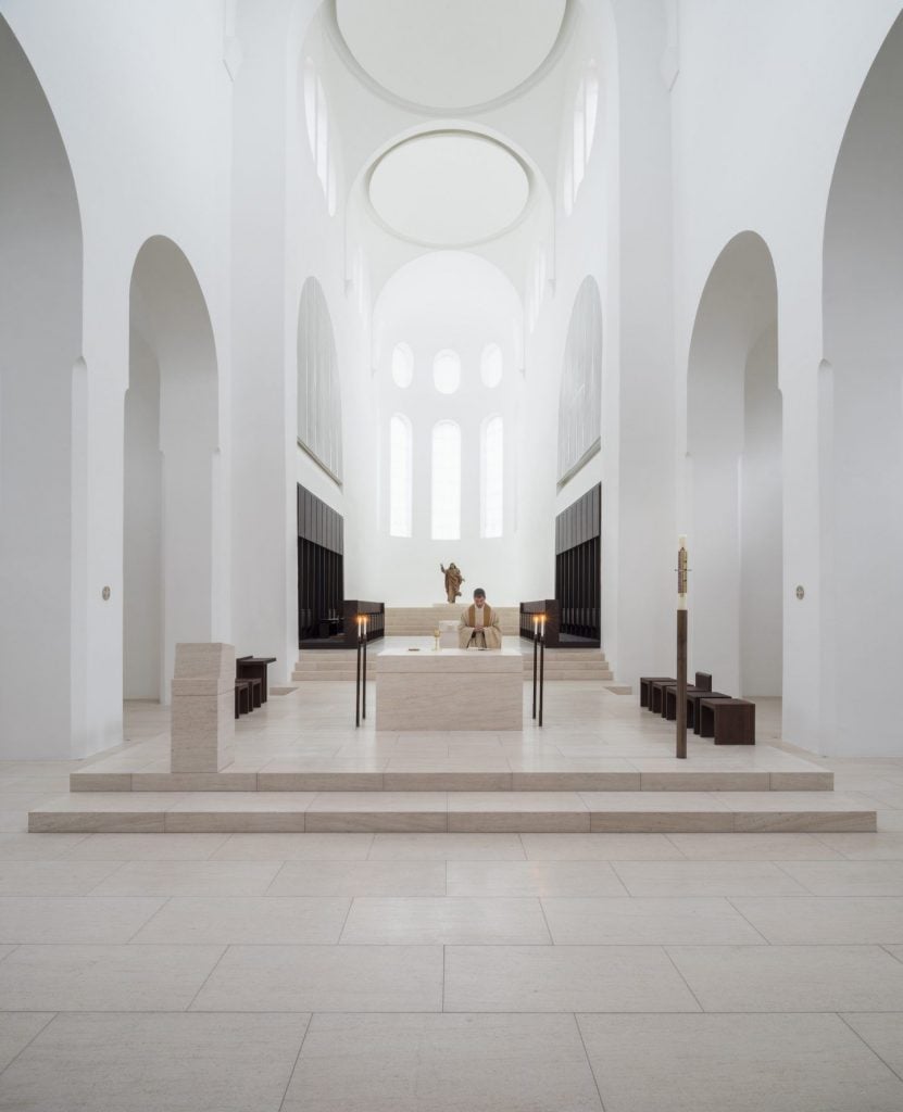 Il restauro minimal della chiesa di St. Moritz in Germania | Collater.al