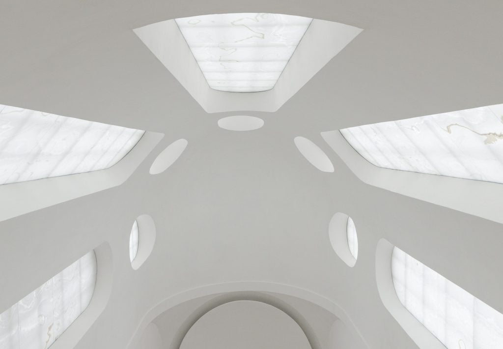 Il restauro minimal della chiesa di St. Moritz in Germania | Collater.al