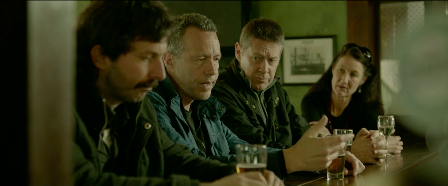 A Writer and Three Script Editors Walk Into a Bar | Collater.al
