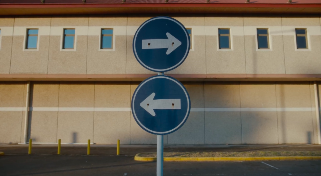 Confusing Times | Collater.al