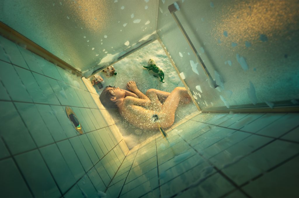 Nicky Hamilton | Collater.al