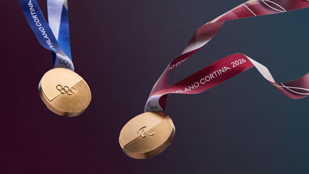 Medaglie premio in metallo con nastro al collo in stile oro argento
