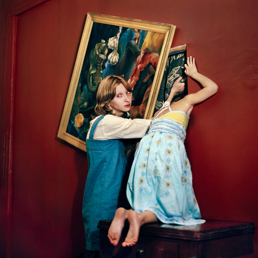 Anna and Eve: Where a Mother–Daughter Bond Begins to Blur