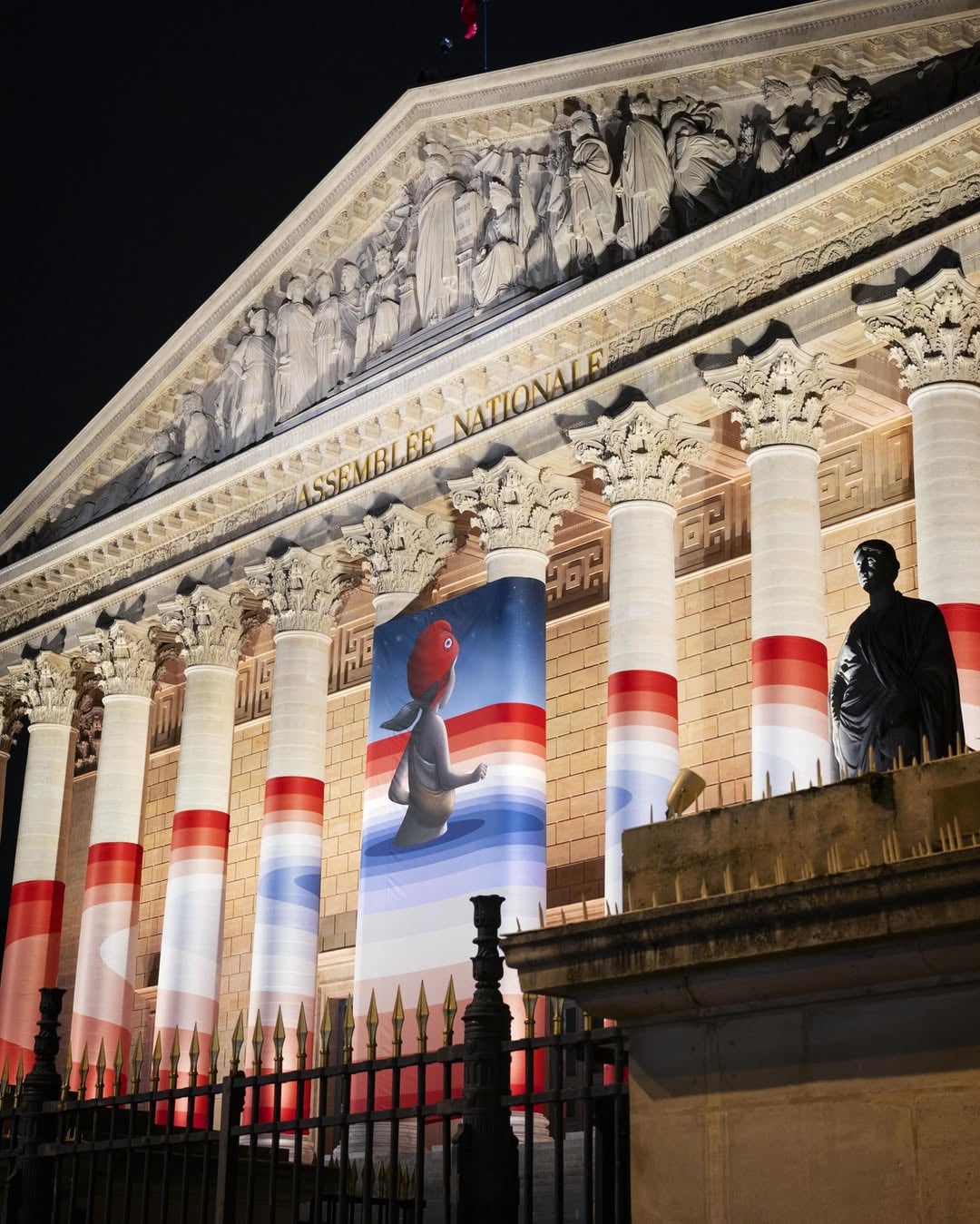 Seth Globepainter Brings Marianne to the Colonnade of the Palais-Bourbon